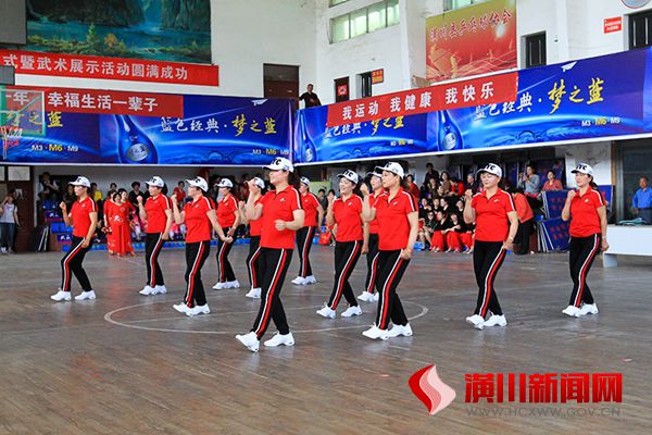潢川举办河南省第二届老年人广场舞大赛（潢川赛区）比赛