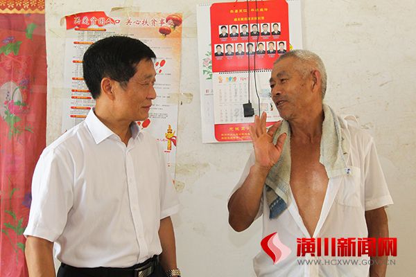 兰恩民督导检查脱贫攻坚工作