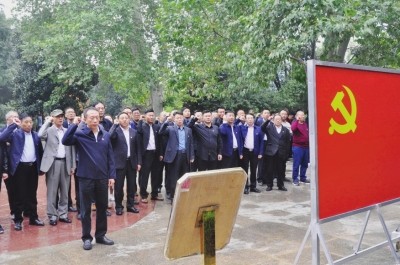 河南日报：潢川县 驻外堡垒在主题教育中焕发新活力