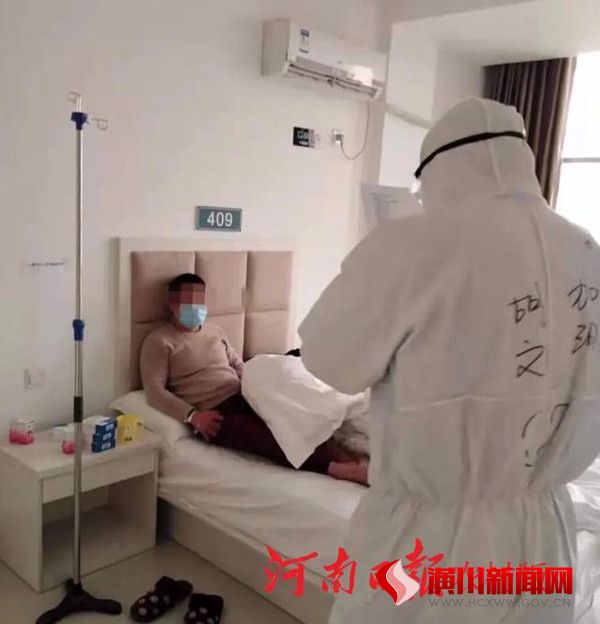 今日头条：潢川县医院医生胡文——为给一位被隔离疑似患者血液透析，忙活24小时没合眼！