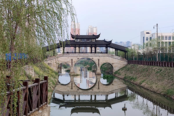 大河网:潢川从“净起来”到“绿起来”,美丽城市再升级 - 媒体看潢川 - 潢川新闻网 - 潢川县委县政府门户网站