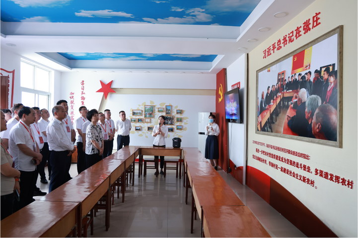 潢川县考察团赴兰考县考察学习 - 要闻 - 潢川新闻网 - 潢川县委县政府门户网站